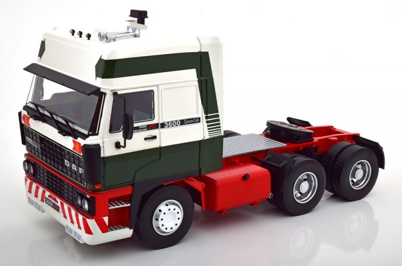 ROAD KINGS】1/18 DAF 3600 Space Cab 1986 green/red/white[RK180092