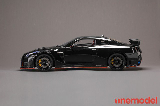 絶版レア NISSAN GT-R R35 '07 メタルシルバー - ミニカー