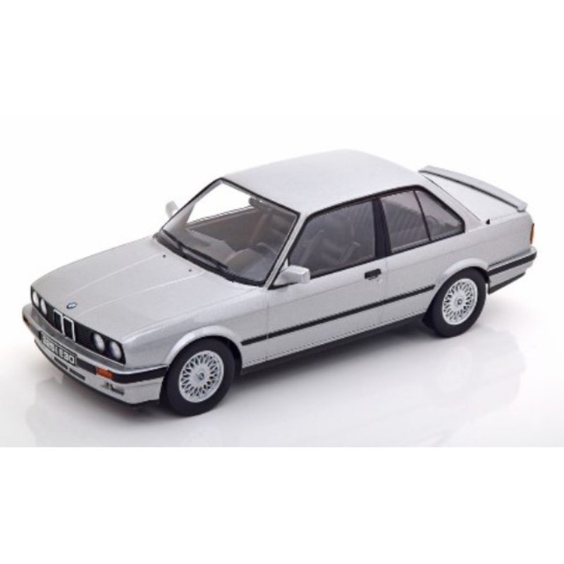 セール！！【KKスケール】 1/18 BMW 320iS E30 Italo M3 1989