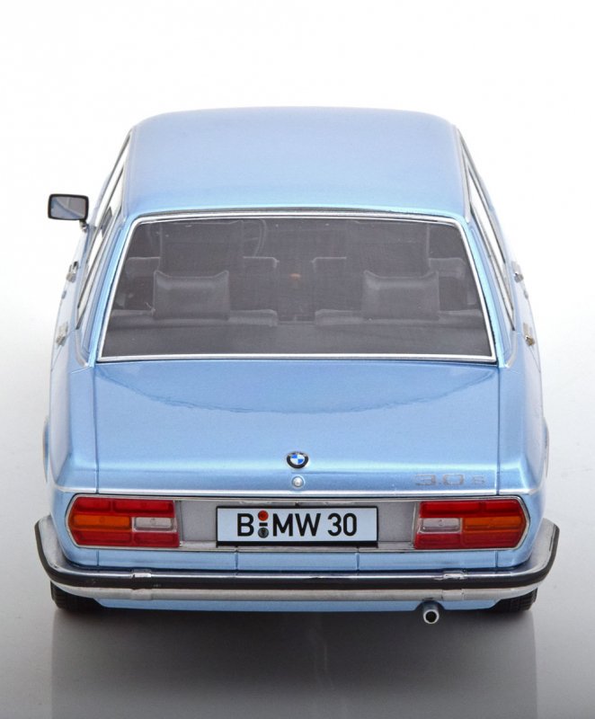 セール！！【KKスケール】 1/18 BMW 3.0S E3 2. Series 1971lightblue