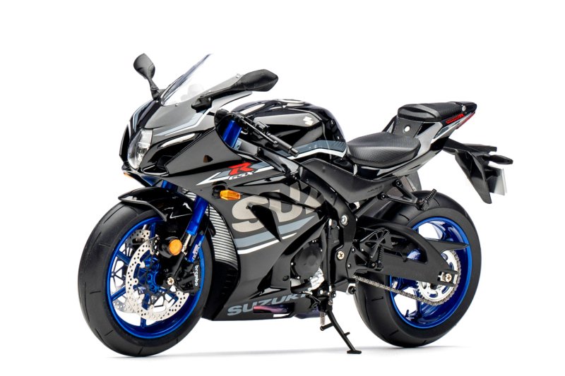 LCDモデルズ】 1/12 SUZUKI GSX-R 1000R ABS (2020) ブラック [LCDM