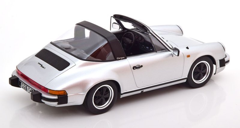 セール！！【KKスケール】 1/18 Porsche 911 SC Targa 1983 silver