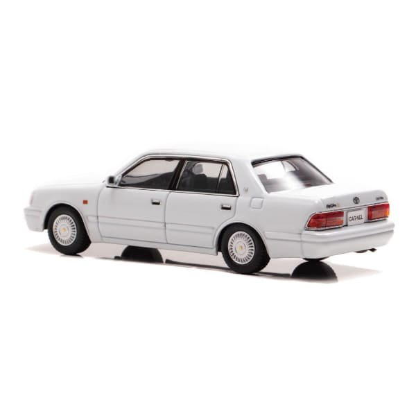 △【カーネル】 1/43 トヨタ クラウン ロイヤルサルーン G (JZS155