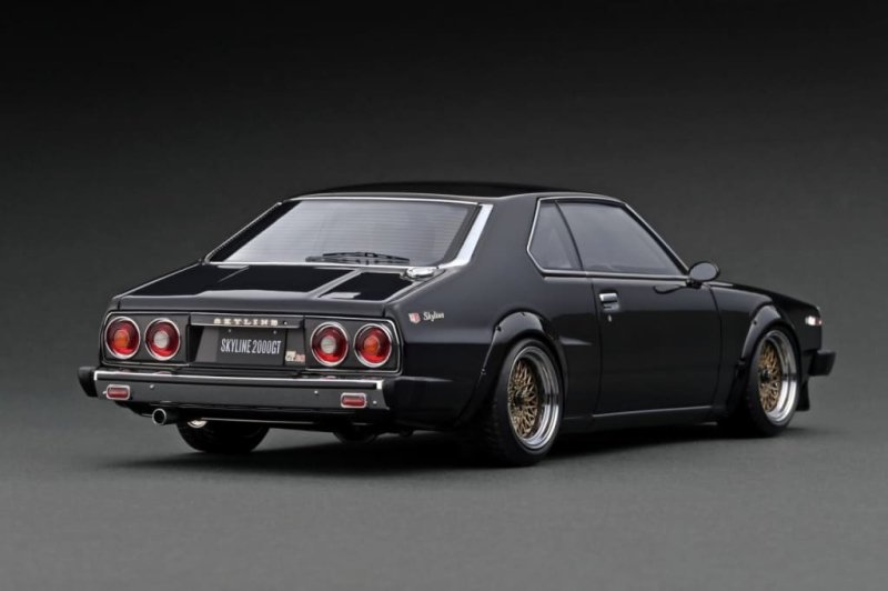 イグニッションモデル】 1/18 Nissan Skyline 2000 GT-ES (C210) Black 