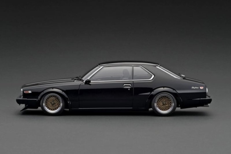 イグニッションモデル】 1/18 Nissan Skyline 2000 GT-ES (C210) Black