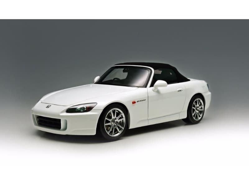 ignition model 1/18 ホンダ S2000 AP2 ホワイト 改 モーターヘリックス】 1/18 Honda S2000 (AP2) Grand Prix White[M85102]
