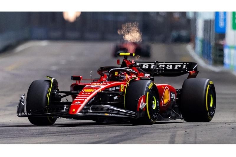 ルックスマート】 1/43 フェラーリ SF-24 No.55 5th マイアミ GP