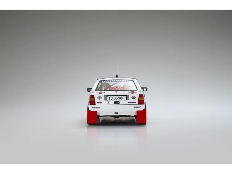 1/18 京商 ランチア デルタ HF インテグラーレ マルティニ6 Amazon | 京商オリジナル 1/18 ランチア デルタ HF 4WD