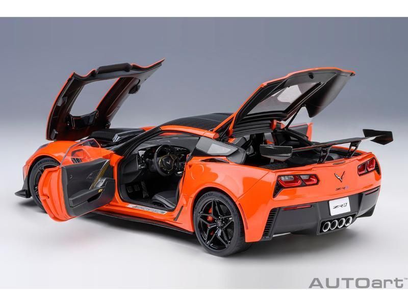 ホットウィール シボレー・コルベット ZL-1 1969 イエロー 1/18