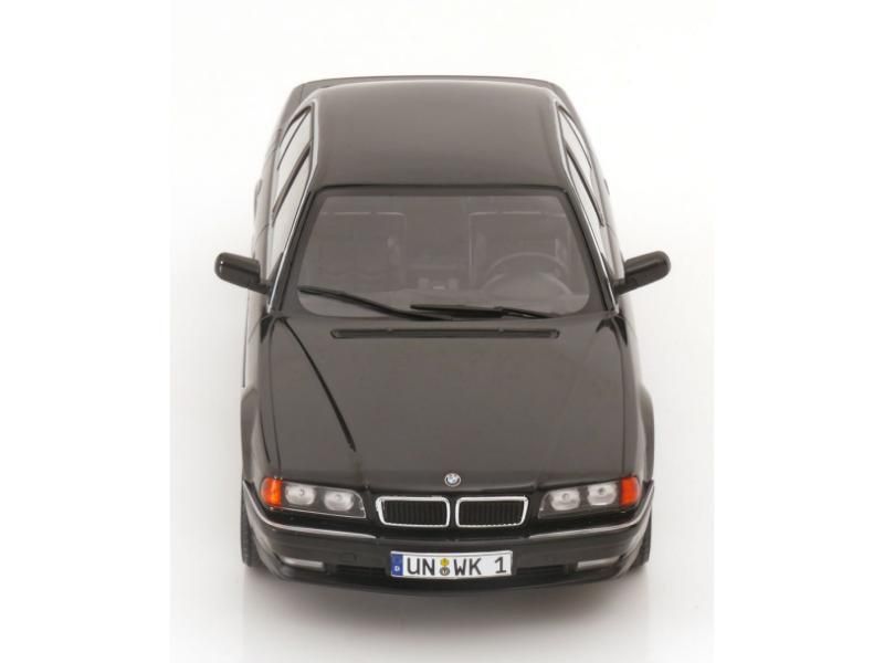 人気の ミニチャンプス E38 740i BMW ディーラー別注 ミニカー 1/24 