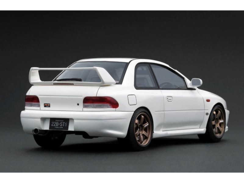 IG1635 1/18 SUBARU Impreza 22B-STi Version (GC8改) White