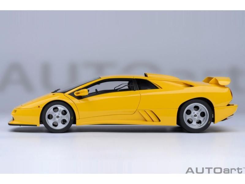 激レア未展示品オートアート1/18 ランボルギーニ ディアブロ SE30 イオタ AUTOart 1/18 ランボルギーニ ディアブロ SE30 イオタ
