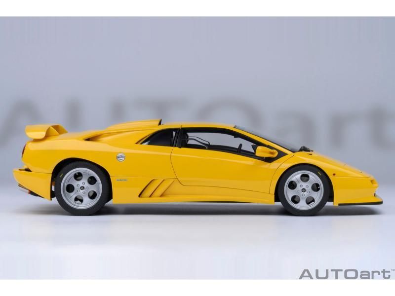 楽天市場】ミニカー 1/18 ランボルギーニ ディアブロ SV-R