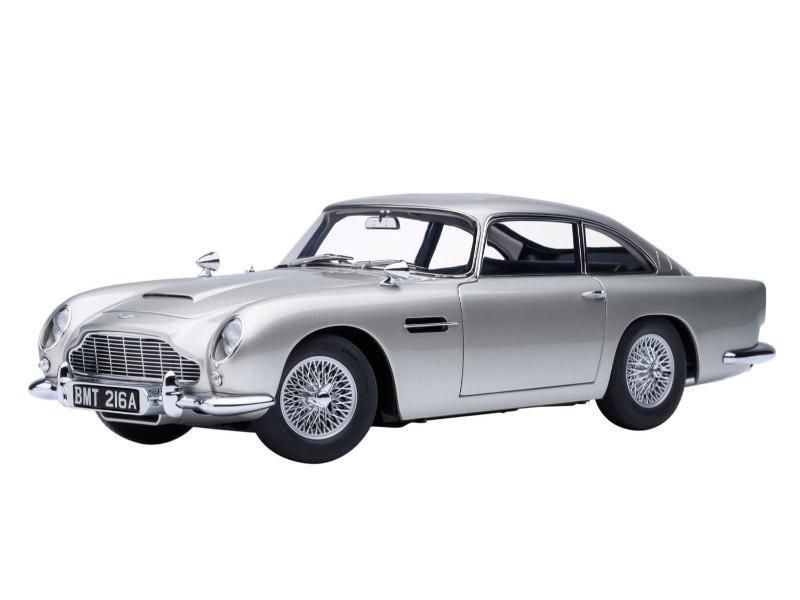 AUTOart 1/18 アストンマーチン DB5 「007／ゴールドフィンガー