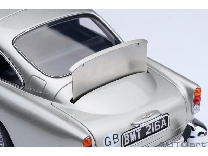 オートアート】 1/18 アストンマーチン DB5 「007／ゴールドフィンガー