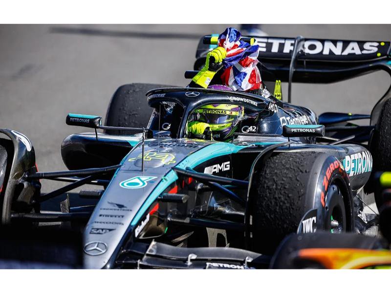 予約）【スパーク】 1/12 メルセデス-AMG PETRONAS No.44 F1 W15 Winner British GP 2024 ルイスハミルトン [12S050]・ミニカー通販専門店ミニカーショップロビンソンから送料無料でお届けします。