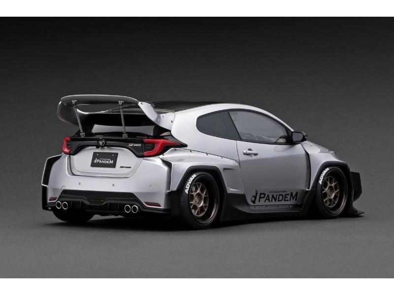 ignition model ○ 1/18 トヨタ 〓 パンデム GR ヤリス ( 4BA