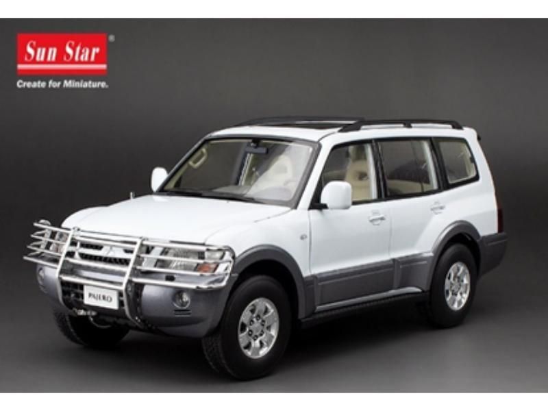 サンスター】 1/18 三菱 パジェロ V73 チャイナポリス [5835]