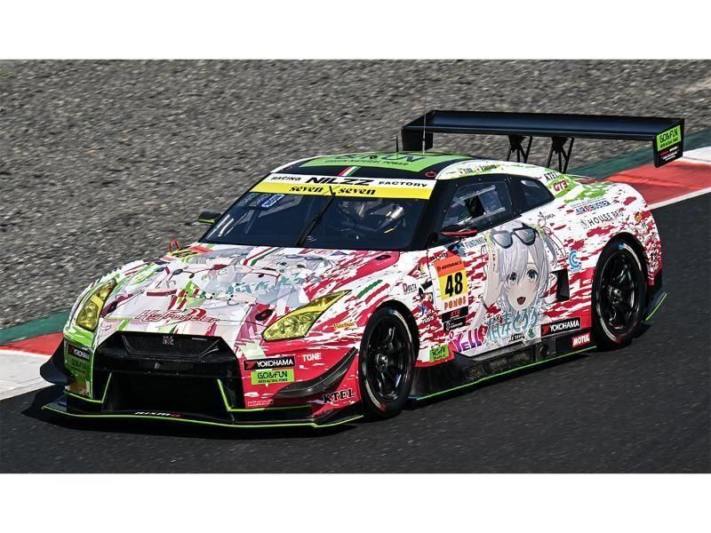 スパーク】 1/18 Chevrolet コルベット C8.R No.33 コルベット