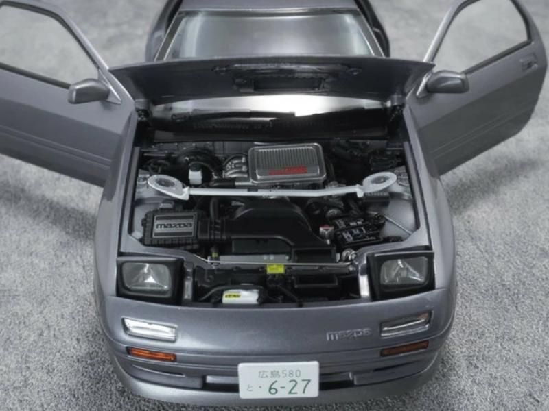 サンスター】 1/18 マツダ サバンナ RX-7 アンフィニ (FC3S) グレー