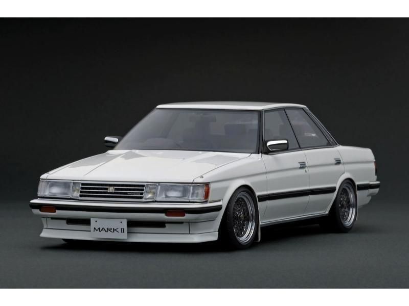イグニッションモデル 1/18 トヨタ マークII セダン グランデ