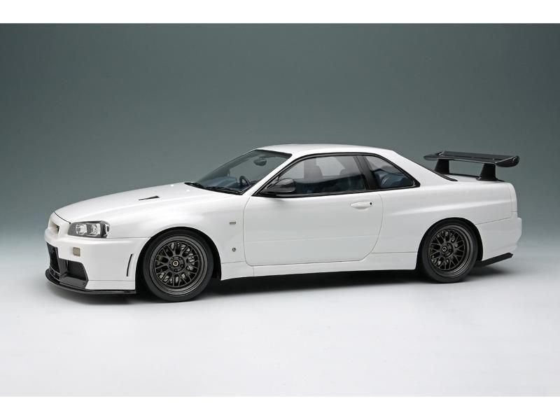 イグニッションモデル】 1/18 日産 レパード アルティマ 3.0
