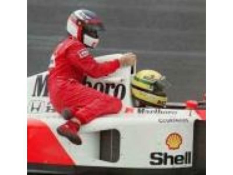 ミニチャンプス】 1/18 ルノー F1 チーム R26 フェルナンド・アロンソ