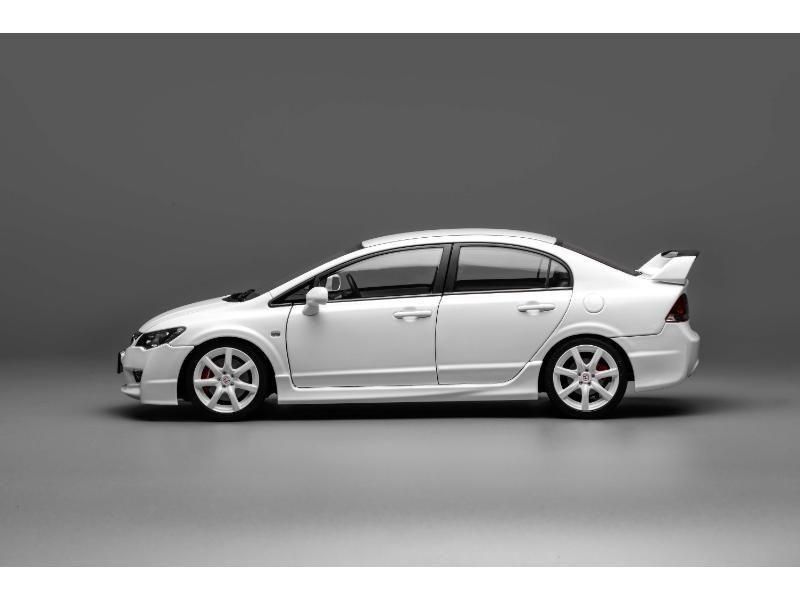 ホンダ シビックタイプR ホワイト 1/18 オットー 1/18 ホンダ シビック タイプR 2022 チャンピオンシップ