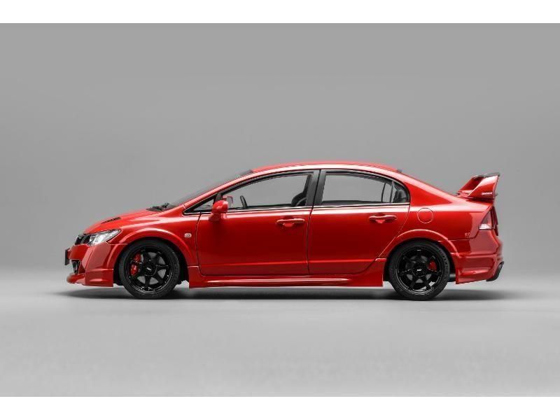 モーターヘリックス】 1/18 ホンダ シビック タイプR (FD2) 無限RR