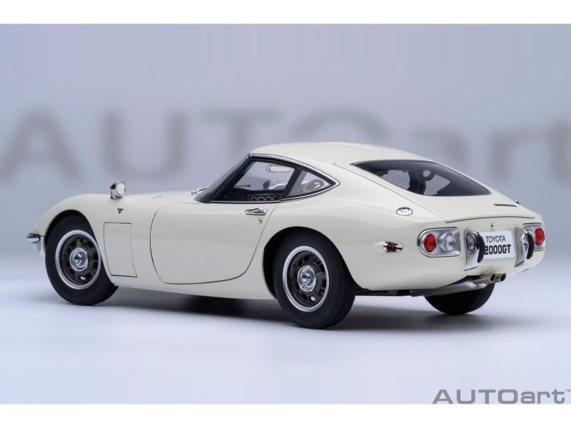 オートアート】 1/18 トヨタ 2000GT 1967 （ホワイト） [79546]