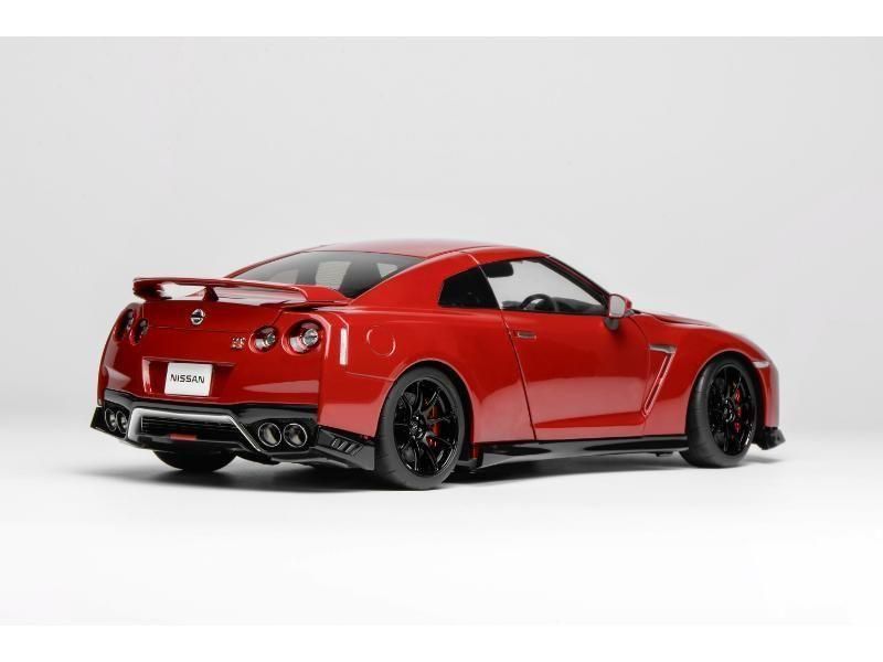 モーターへリックス】 1/18 日産 GT-R (R35) トラックエディション