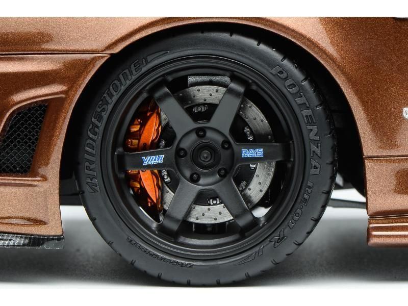 極美品 TOMORROWLAND ヘリンボーン S【参考価格￥83,600-】 モーターヘリックス】 1/18 日産スカイライン GT-R (R34) CUSTOMIZED