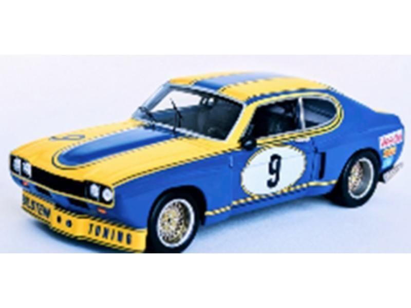 LCDモデルズ】 1/18 ランドクルーザー300 ZX ゴールド