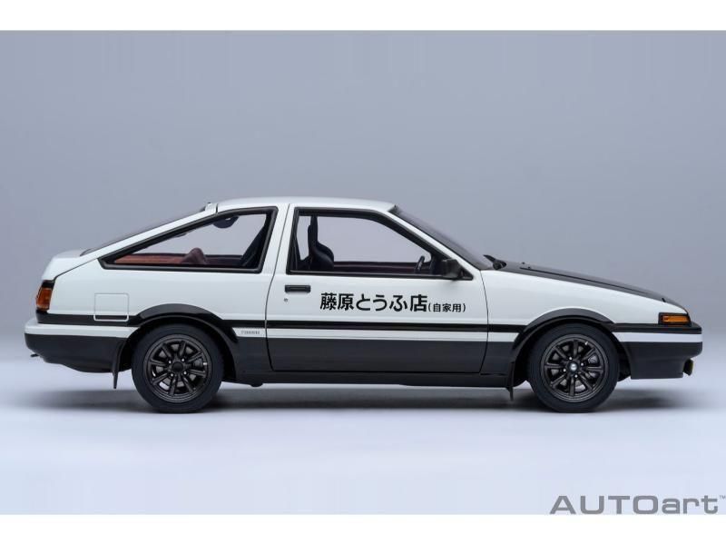 オートアート】 1/18 トヨタ スプリンター トレノ (AE86) 「頭