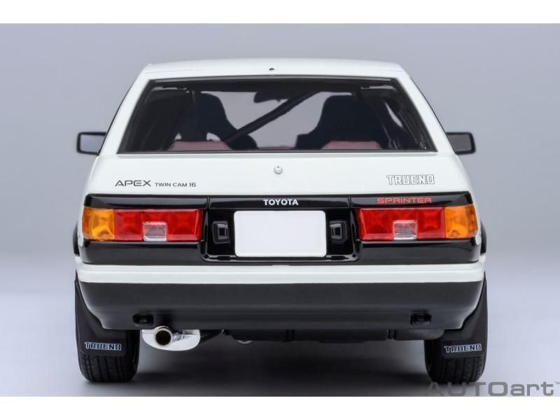 オートアート】 1/18 トヨタ スプリンター トレノ (AE86) 「頭