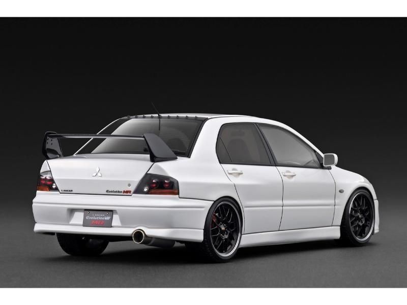 イグニッションモデル】 1/18 三菱 ランサーエボリューションⅧ