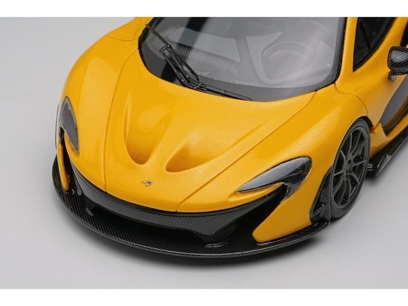 やまちゃん様専用☆マクラーレンP1 1/18スケール ブルー/オレンジ 1:18