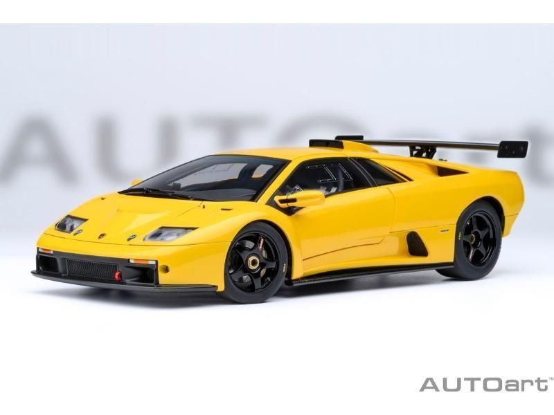 オートアート　ディアブロ　GTR スケール1/18 Diablo 黄色 オートアート】 1/18 ランボルギーニ ディアブロ GTR （イエロー） [79138]