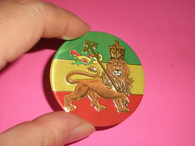 ステッカー 彫金 ラスタ・ライオン柄 ミニサイズ - ☆レゲエ雑貨